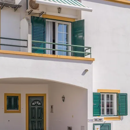 בית נופש Fantastic House On Manta Rota *
