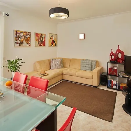 Fantastic House On Manta Rota * Вила-Нова-де-Касела